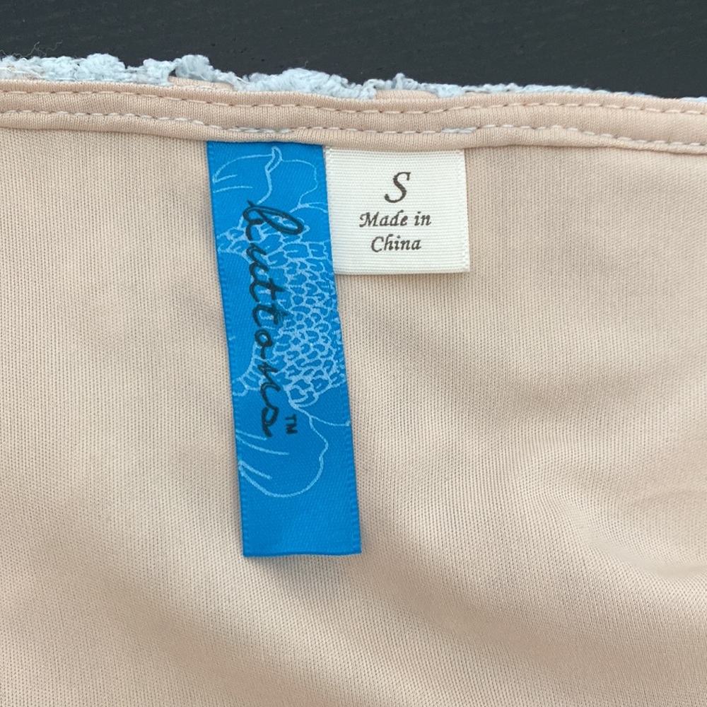 Baby Blue Lace Mini Skirt with Lining - Small - Picture 6 of 11